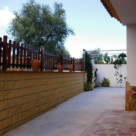 Hostal Y Apartamento Rural Los Naranjos Melegis Ngoại thất bức ảnh