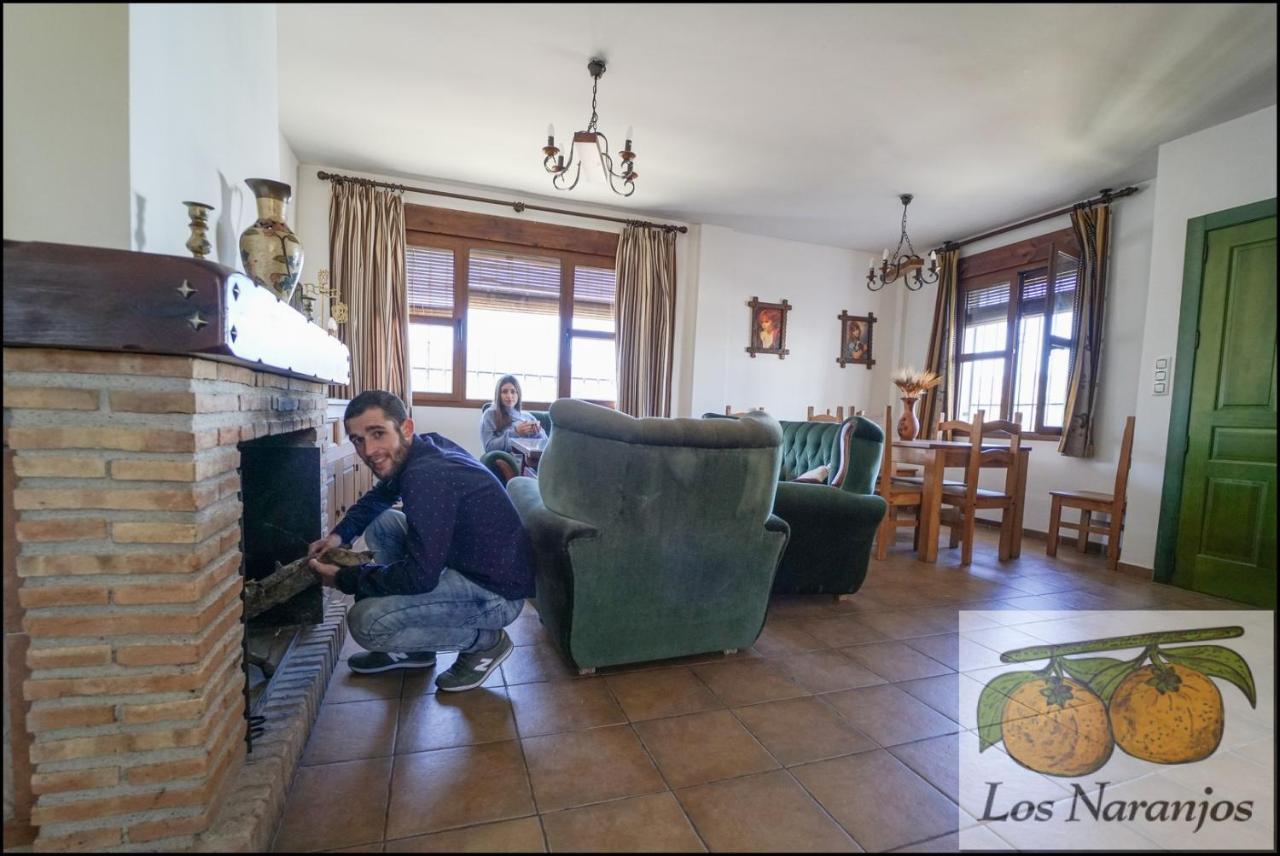 Hostal Y Apartamento Rural Los Naranjos Melegis Ngoại thất bức ảnh
