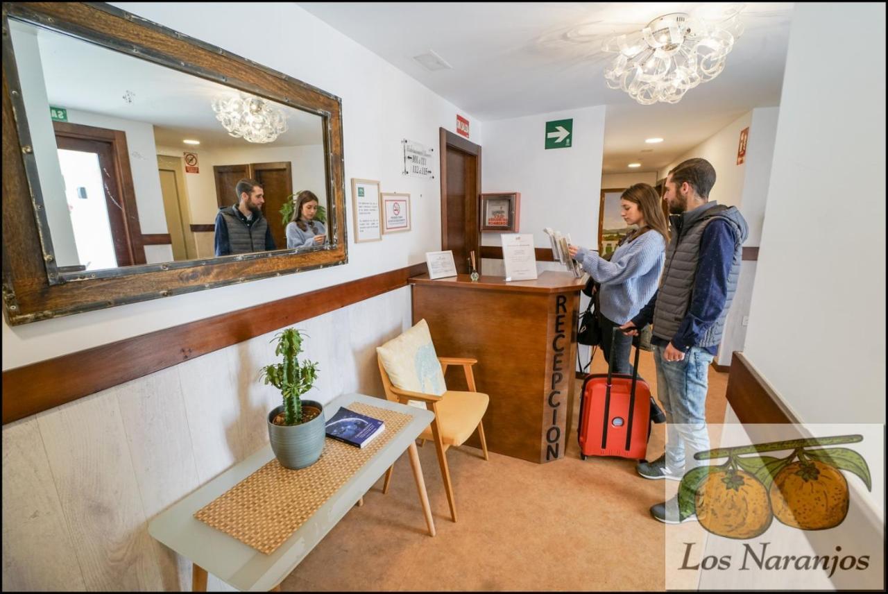 Hostal Y Apartamento Rural Los Naranjos Melegis Ngoại thất bức ảnh