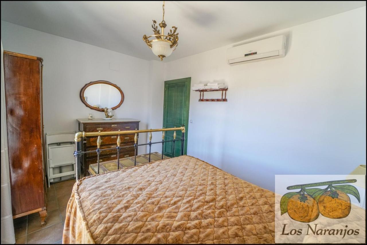 Hostal Y Apartamento Rural Los Naranjos Melegis Ngoại thất bức ảnh