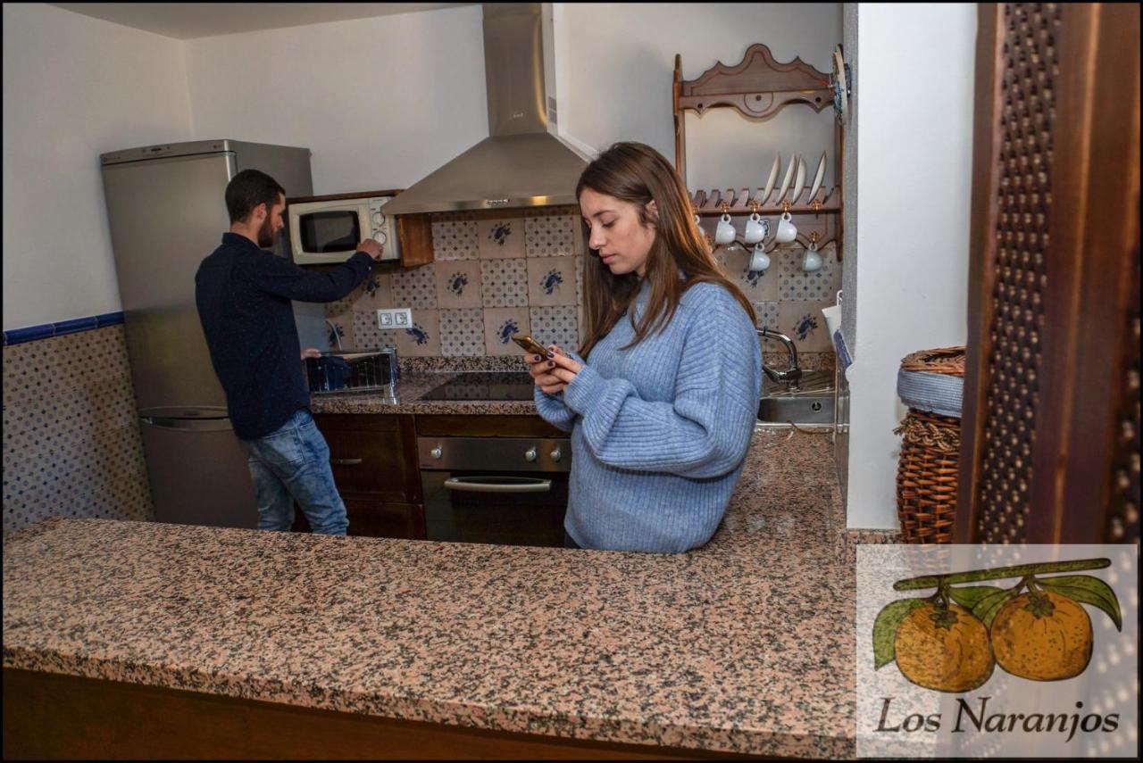 Hostal Y Apartamento Rural Los Naranjos Melegis Ngoại thất bức ảnh