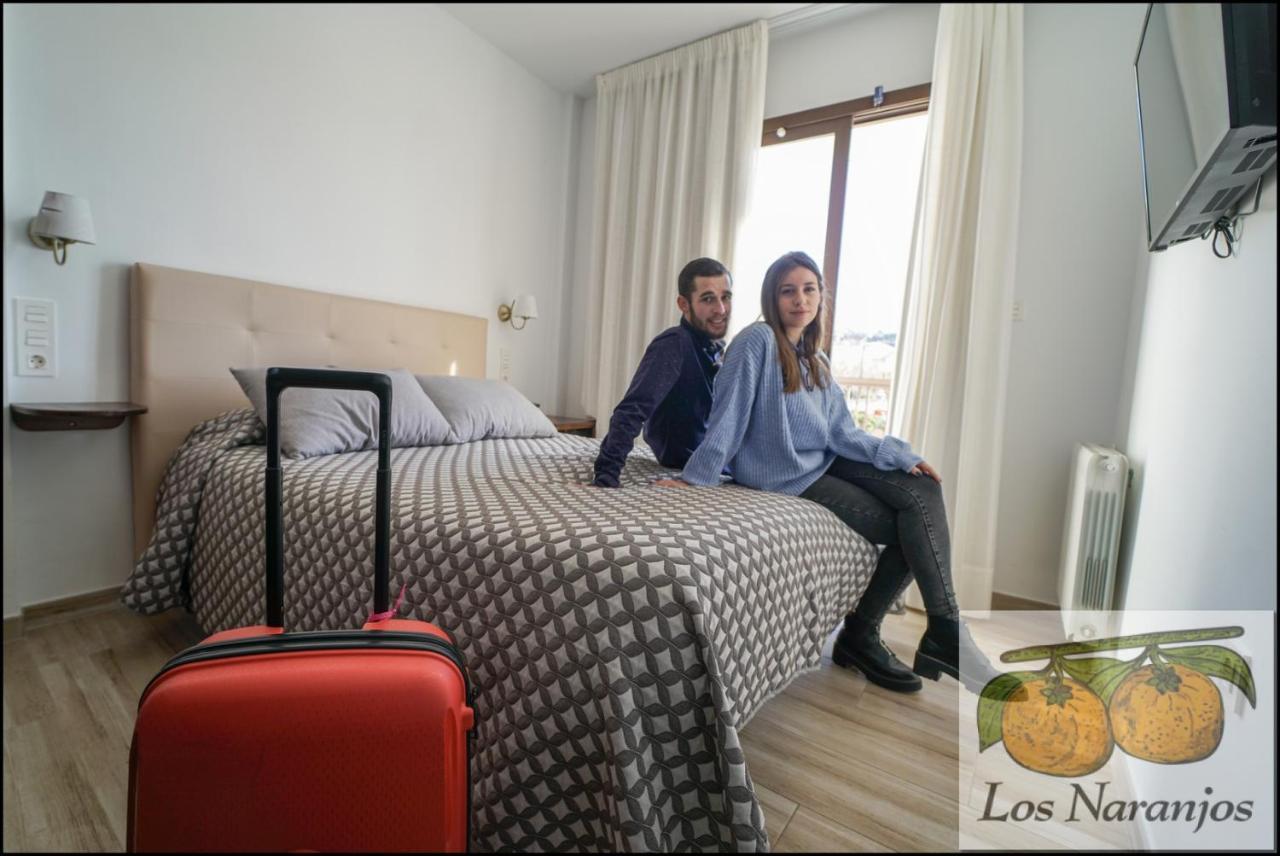 Hostal Y Apartamento Rural Los Naranjos Melegis Ngoại thất bức ảnh