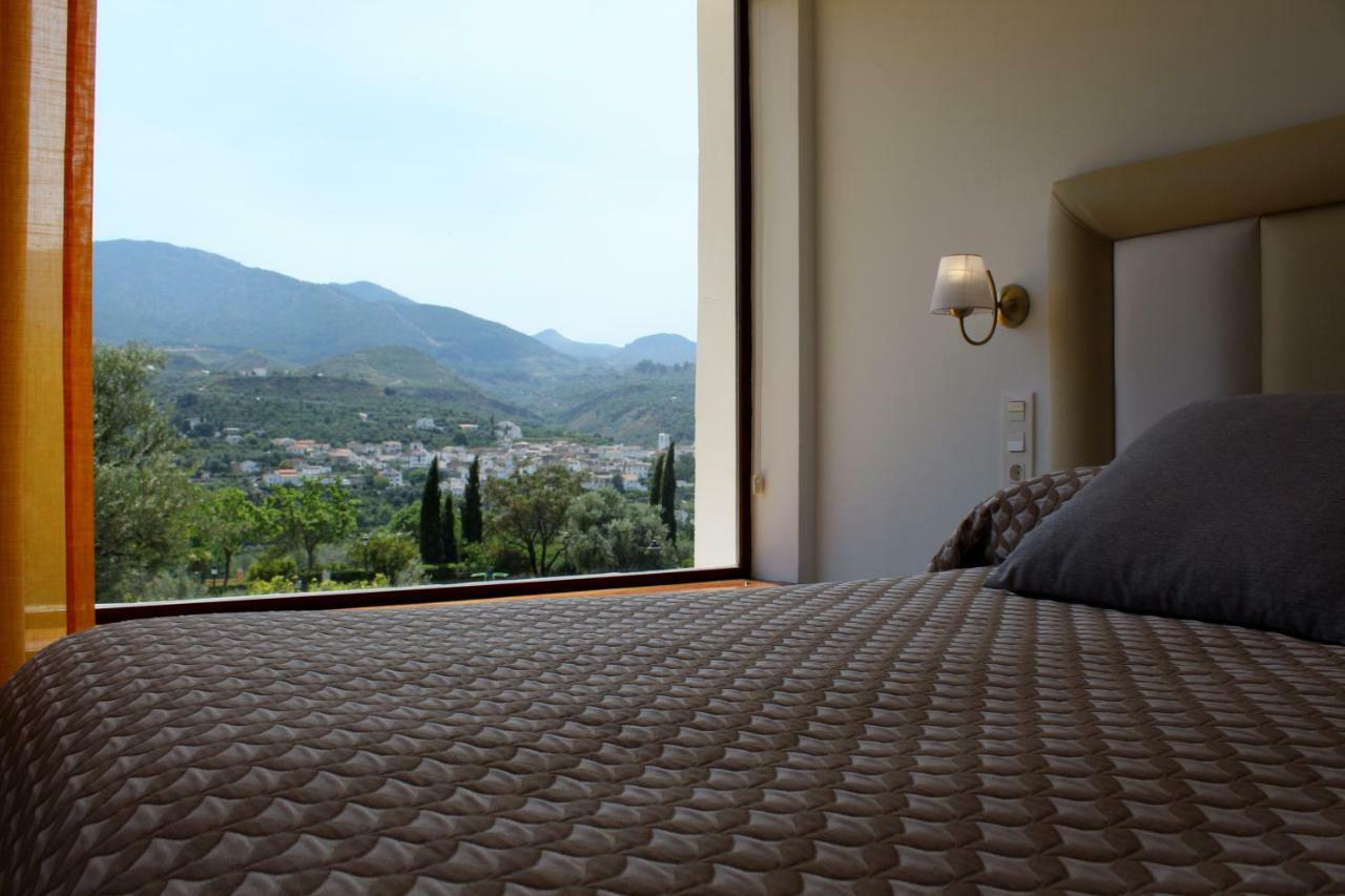 Hostal Y Apartamento Rural Los Naranjos Melegis Ngoại thất bức ảnh