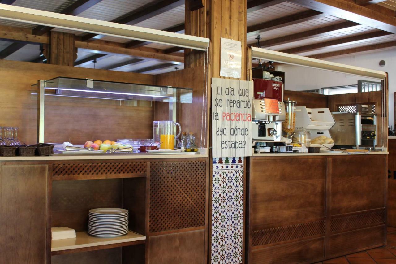 Hostal Y Apartamento Rural Los Naranjos Melegis Ngoại thất bức ảnh